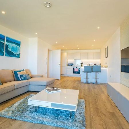 Luxury Beach Apartment Perranporth Exterior foto